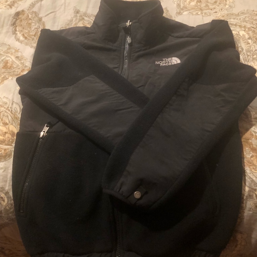 North face boys jacket size med (10/12)